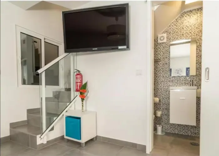 Semesterbostad Ocean View Paul do Mar (Madeira)